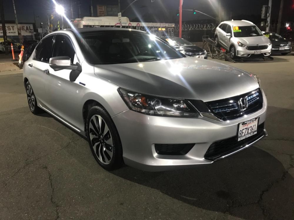 2015 SILVER Honda Accord Hybrid EX-L ( 1HGCR6F54F) with an 2.0L L4 DOHC 16V HYBRID engine, Continuously Variable Transmission transmission, located at 744 E Miner Ave, Stockton, CA, 95202, (209) 944-5770, 37.956863, -121.282082 - HYBRID!!! - Photo #0