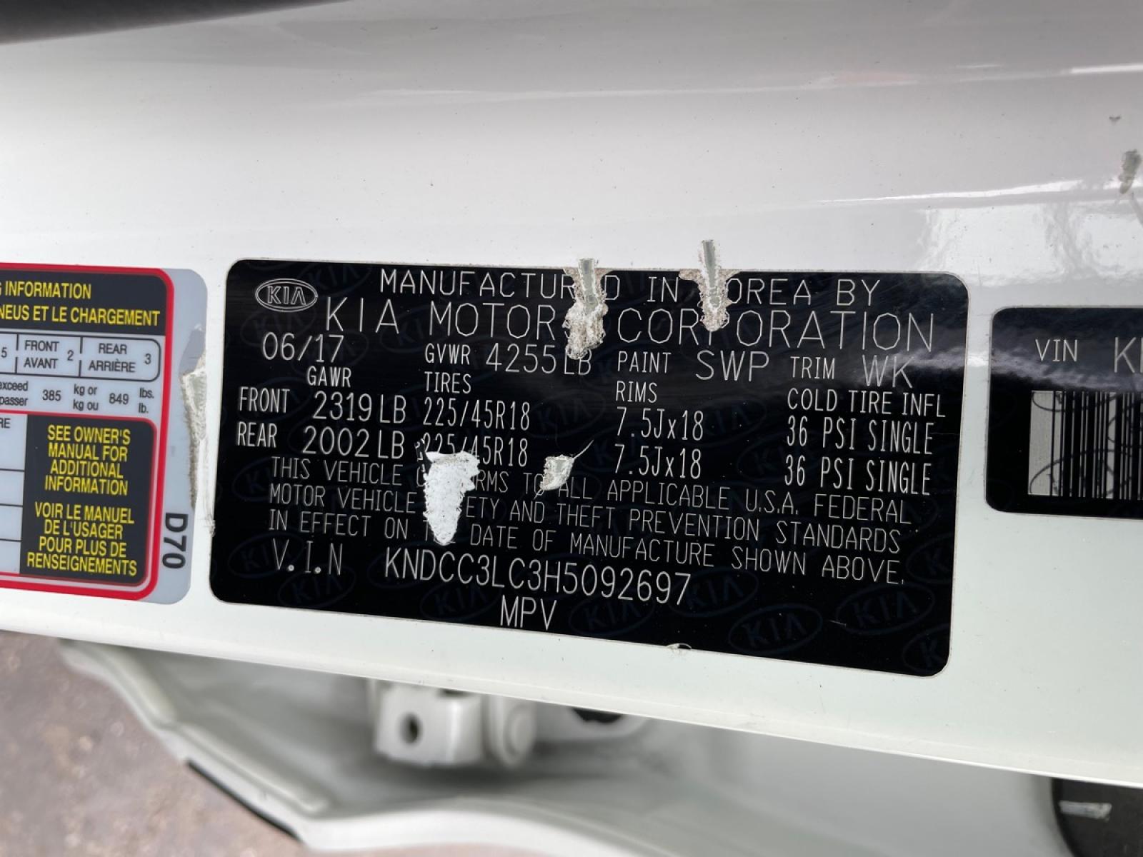 2017 WHITE /Black Kia Niro Touring (KNDCC3LC3H5) with an 2.0L L4 DOHC 16V HYBRID engine, 6A transmission, located at 744 E Miner Ave, Stockton, CA, 95202, (209) 944-5770, 37.956863, -121.282082 - Photo #3