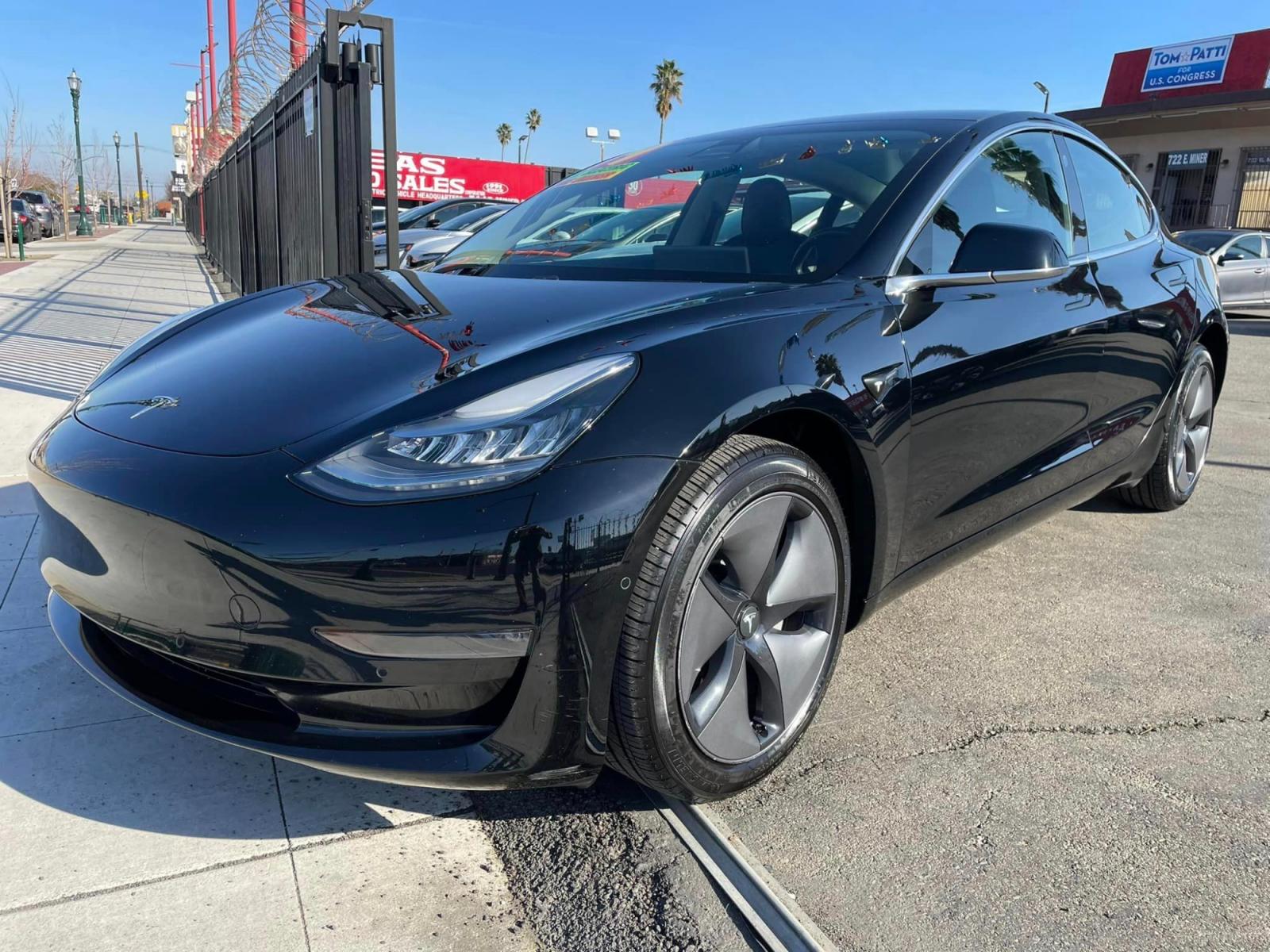 2019 BLACK Tesla Model 3 Standard Plus (5YJ3E1EA2KF) with an ELECTRIC engine, 1A transmission, located at 744 E Miner Ave, Stockton, CA, 95202, (209) 944-5770, 37.956863, -121.282082 - Photo #3