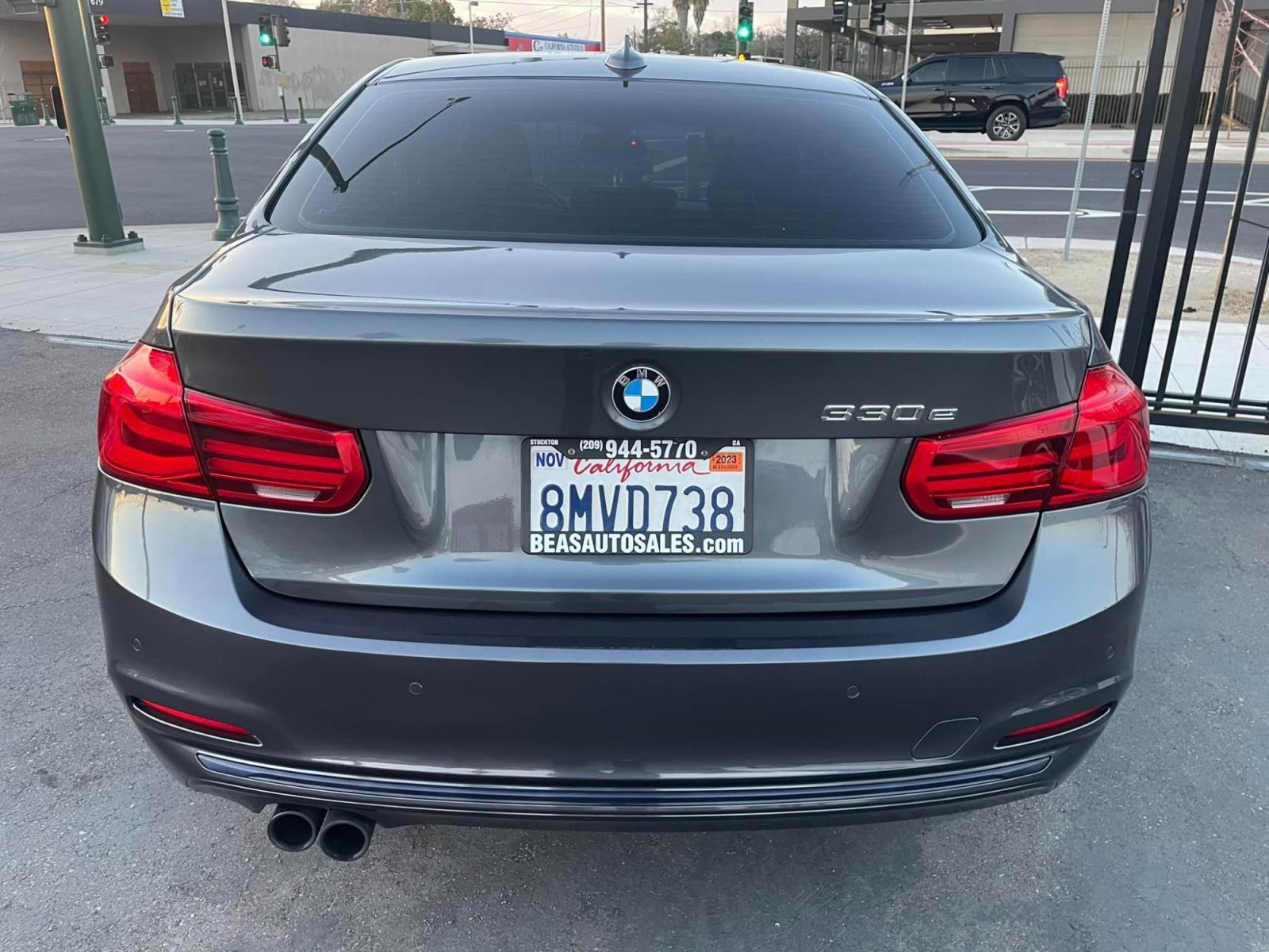 2018 GRAY BMW 3-Series 330e iPerformance Sedan (WBA8E1C58JA) with an 2.0L L4 DOHC 16V HYBRID engine, 8A transmission, located at 744 E Miner Ave, Stockton, CA, 95202, (209) 944-5770, 37.956863, -121.282082 - Photo #6