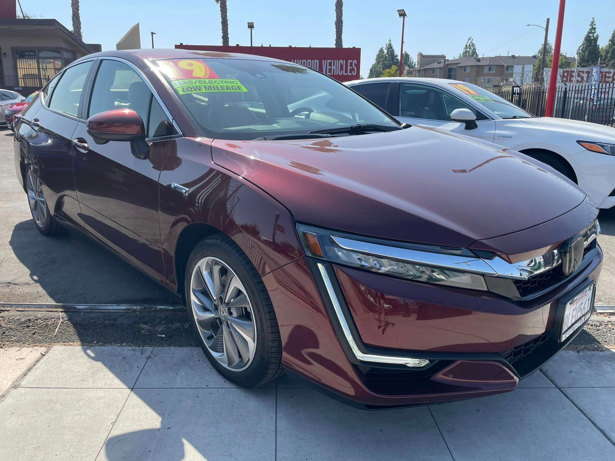 photo of 2019 Honda Clarity Touring Plug-In Hybrid
