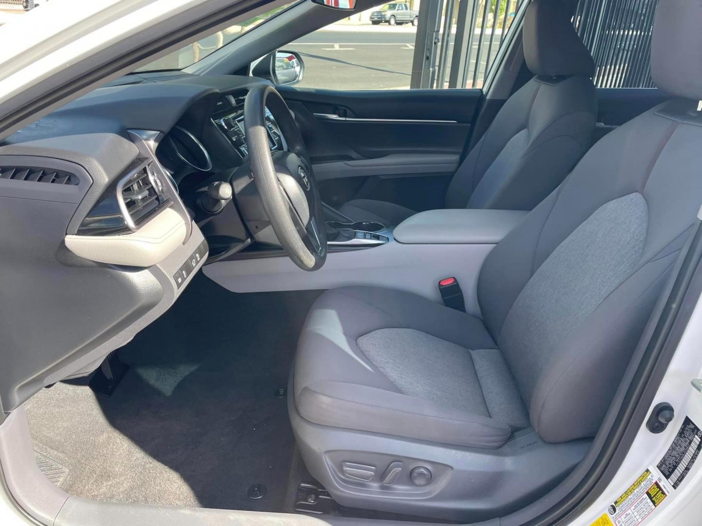 2020 WHITE /BLACK Toyota Camry Hybrid LE (4T1C31AK9LU) with an 2.5L L4 DOHC 16V HYBRID engine, CVT transmission, located at 744 E Miner Ave, Stockton, CA, 95202, (209) 944-5770, 37.956863, -121.282082 - Photo#6