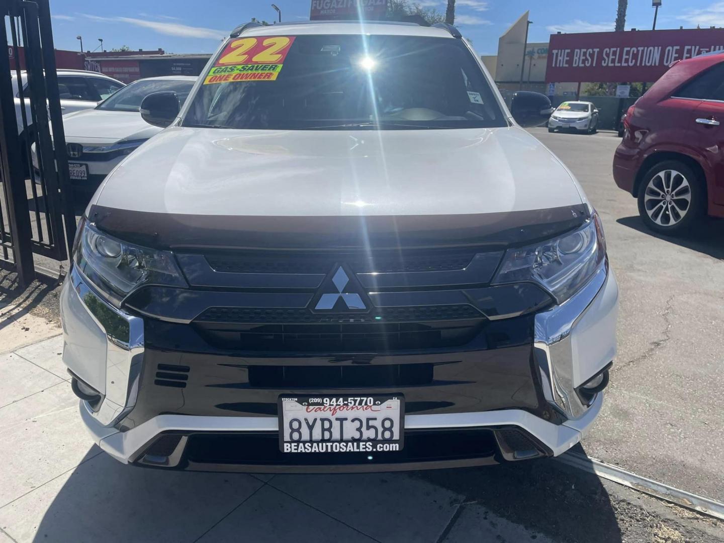 2022 WHITE /BLACK Mitsubishi Outlander PHEV SEL (JA4J2VA78NZ) with an 2.0L L4 DOHC 16V HYBRID engine, 1A transmission, located at 744 E Miner Ave, Stockton, CA, 95202, (209) 944-5770, 37.956863, -121.282082 - Photo#2