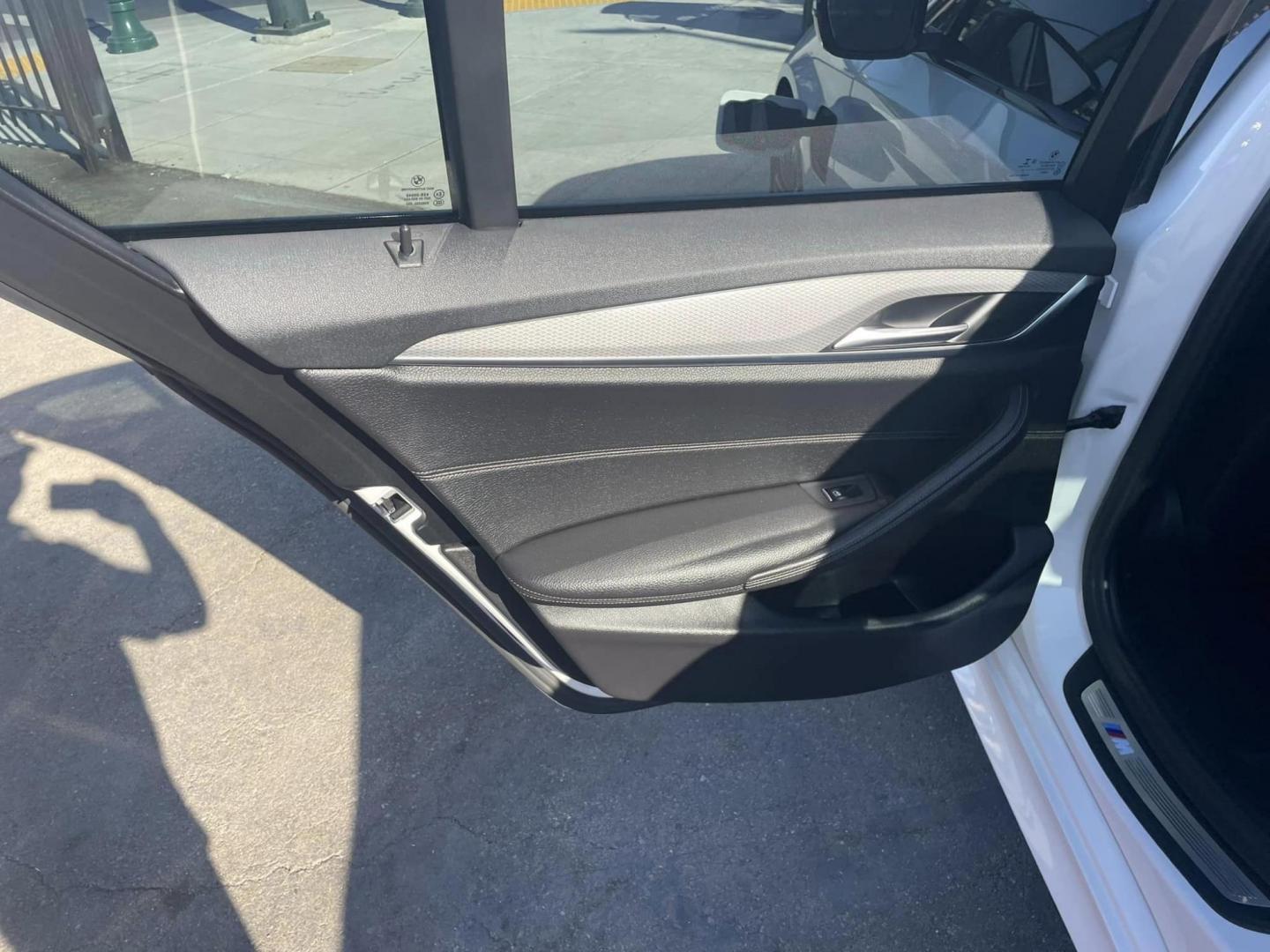 2018 BMW 5-Series 530e iPerformance (WBAJA9C54JB) with an 2.0L L4 DOHC 16V TURBO HYBRID engine, 8A transmission, located at 744 E Miner Ave, Stockton, CA, 95202, (209) 944-5770, 37.956863, -121.282082 - Photo#10