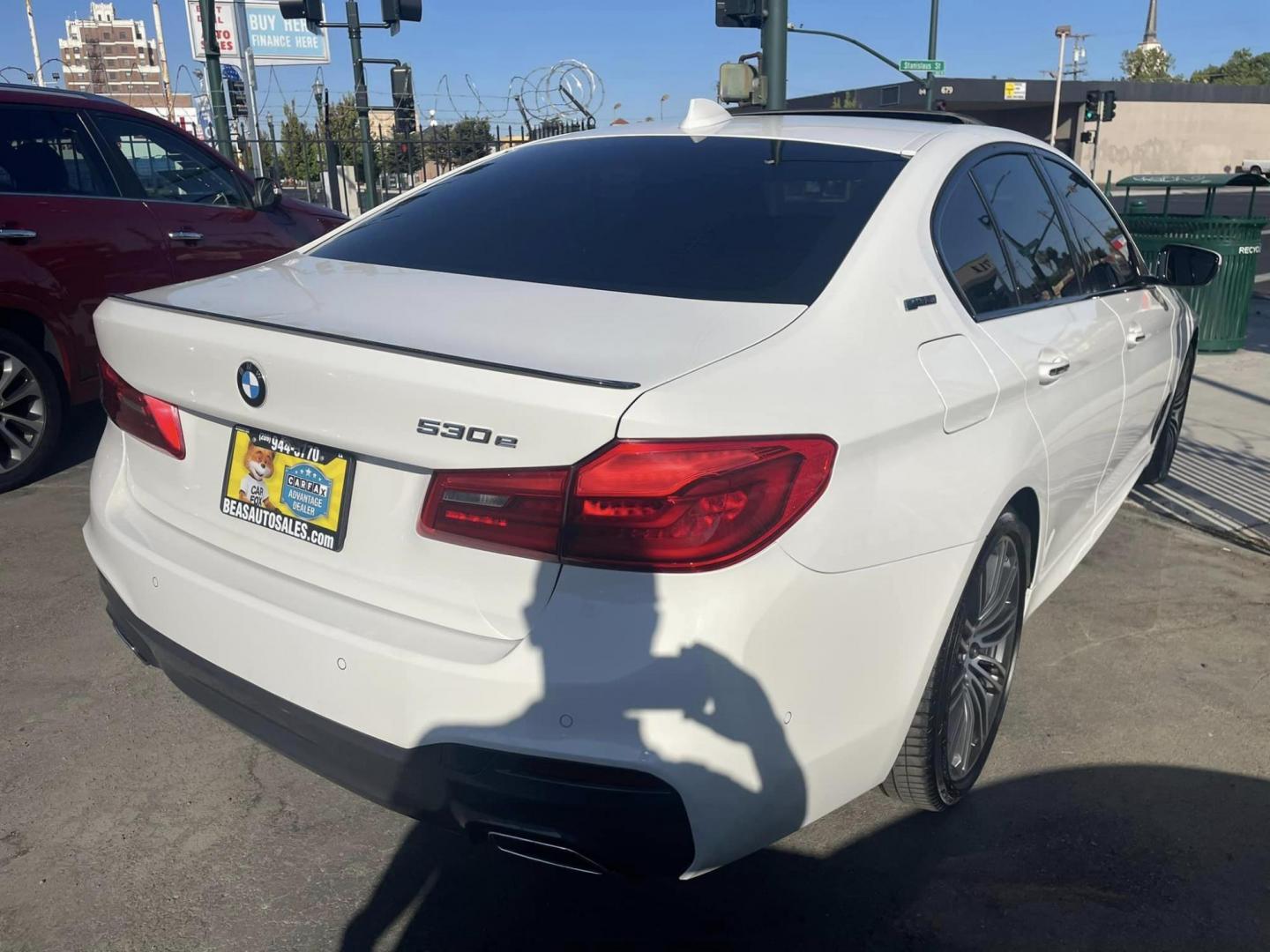 2018 BMW 5-Series 530e iPerformance (WBAJA9C54JB) with an 2.0L L4 DOHC 16V TURBO HYBRID engine, 8A transmission, located at 744 E Miner Ave, Stockton, CA, 95202, (209) 944-5770, 37.956863, -121.282082 - Photo#15