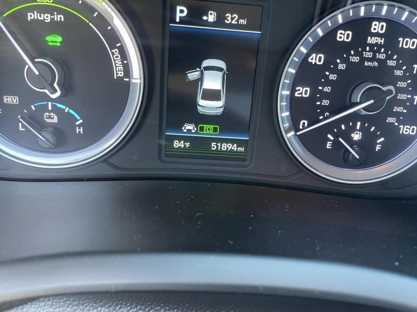 2019 Hyundai Sonata Plug-In Limited (KMHE54L25KA) with an 2.0L L4 DOHC 16V HYBRID engine, 6A transmission, located at 744 E Miner Ave, Stockton, CA, 95202, (209) 944-5770, 37.956863, -121.282082 - Photo#8