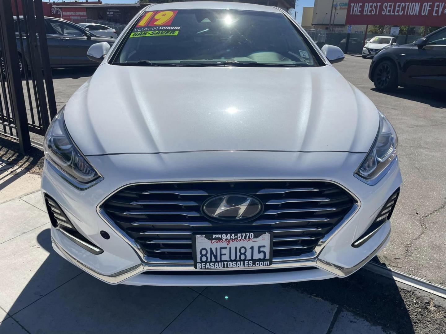 2019 Hyundai Sonata Plug-In Limited (KMHE54L25KA) with an 2.0L L4 DOHC 16V HYBRID engine, 6A transmission, located at 744 E Miner Ave, Stockton, CA, 95202, (209) 944-5770, 37.956863, -121.282082 - Photo#2