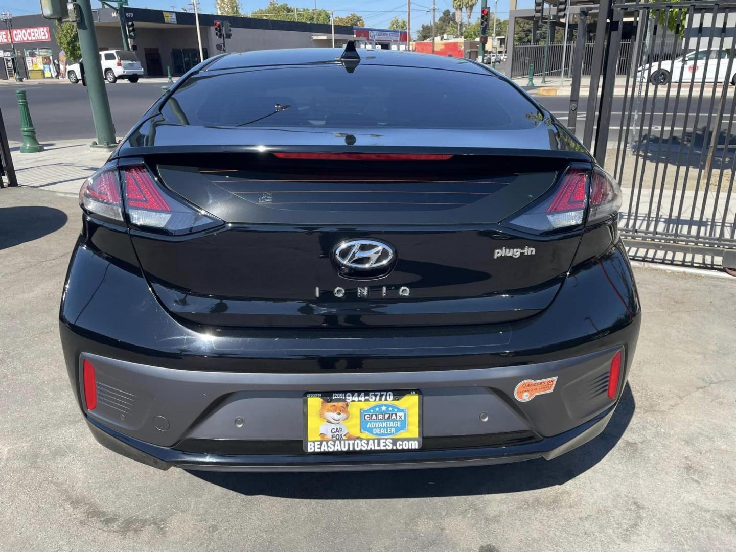 2020 BLACK /BLACK Hyundai Ioniq Plug-In Hybrid Limited (KMHCX5LDXLU) with an 1.6L L4 DOHC 16V HYBRID engine, 6A transmission, located at 744 E Miner Ave, Stockton, CA, 95202, (209) 944-5770, 37.956863, -121.282082 - Photo#13