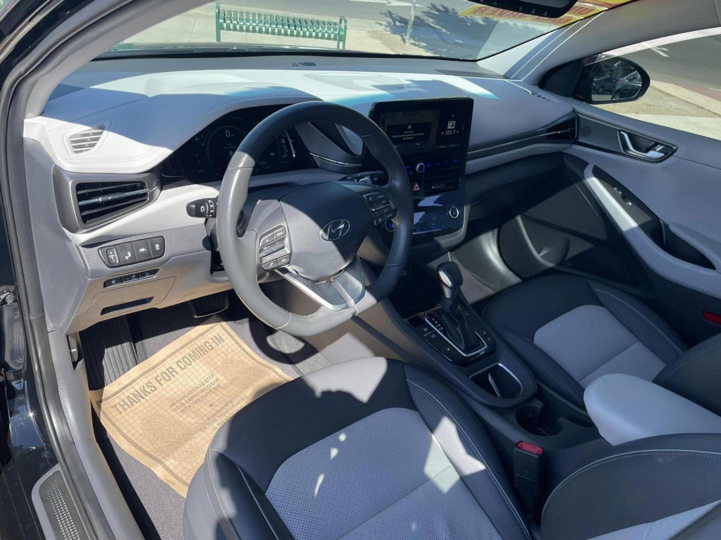 2020 BLACK /BLACK Hyundai Ioniq Plug-In Hybrid Limited (KMHCX5LDXLU) with an 1.6L L4 DOHC 16V HYBRID engine, 6A transmission, located at 744 E Miner Ave, Stockton, CA, 95202, (209) 944-5770, 37.956863, -121.282082 - Photo#7