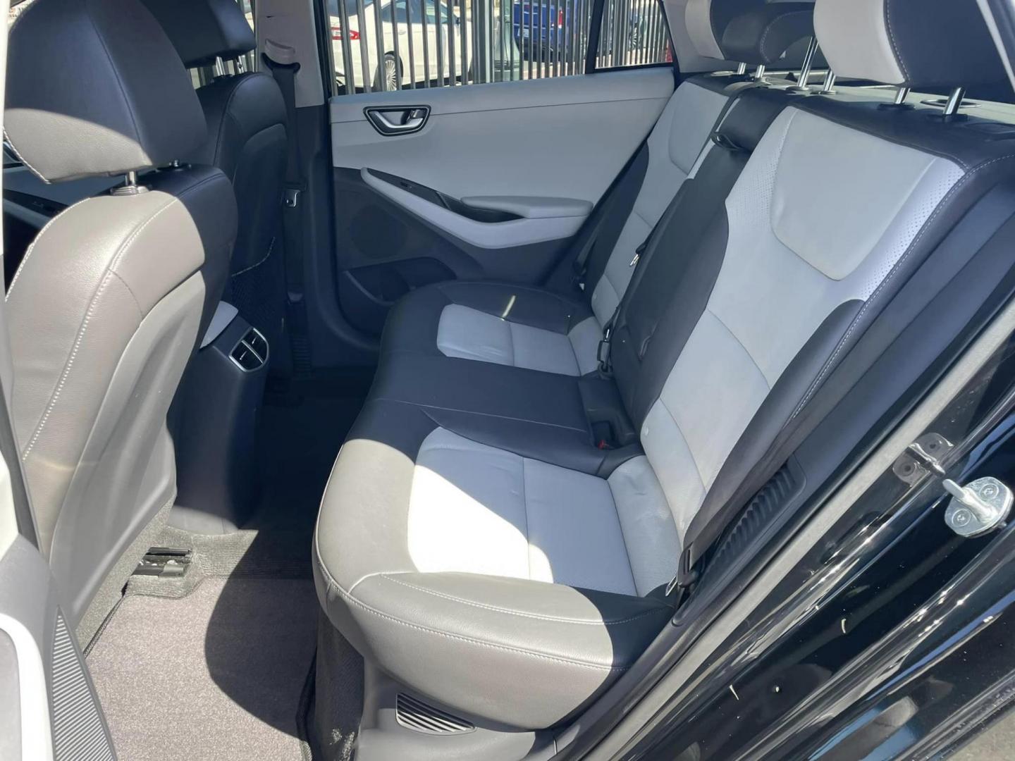 2020 BLACK /BLACK Hyundai Ioniq Plug-In Hybrid Limited (KMHCX5LDXLU) with an 1.6L L4 DOHC 16V HYBRID engine, 6A transmission, located at 744 E Miner Ave, Stockton, CA, 95202, (209) 944-5770, 37.956863, -121.282082 - Photo#11