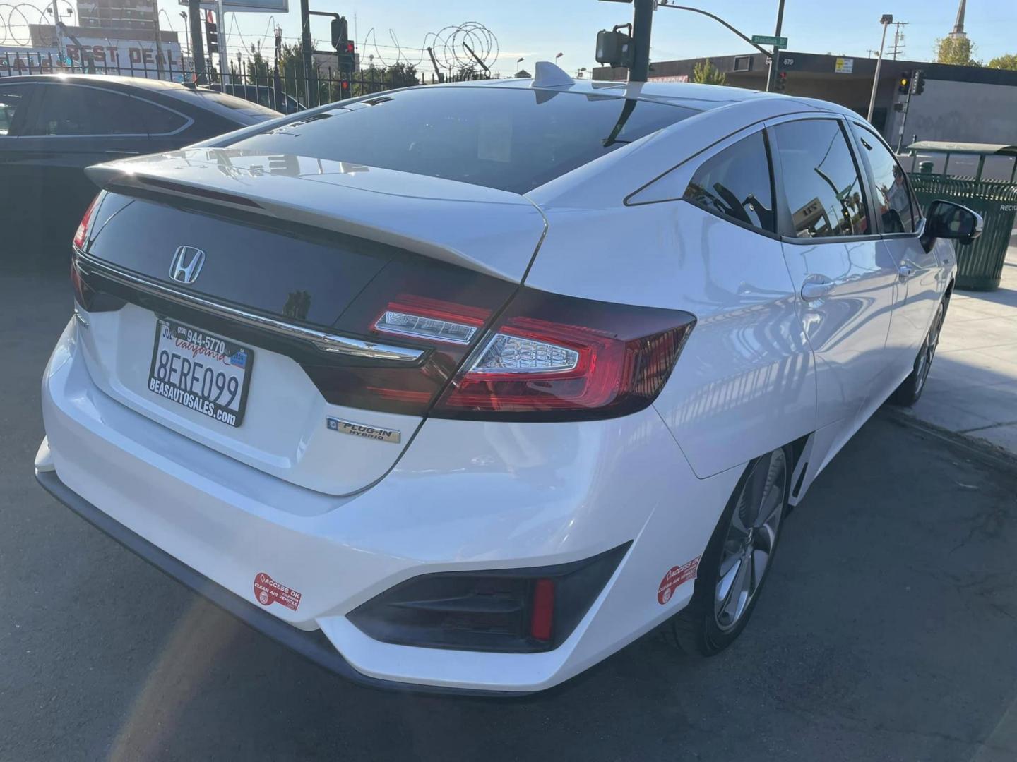 2018 WHITE Honda Clarity Plug-In Hybrid (JHMZC5F19JC) with an 1.5L L4 DOHC 16V HYBRID engine, CVT transmission, located at 744 E Miner Ave, Stockton, CA, 95202, (209) 944-5770, 37.956863, -121.282082 - Photo#14