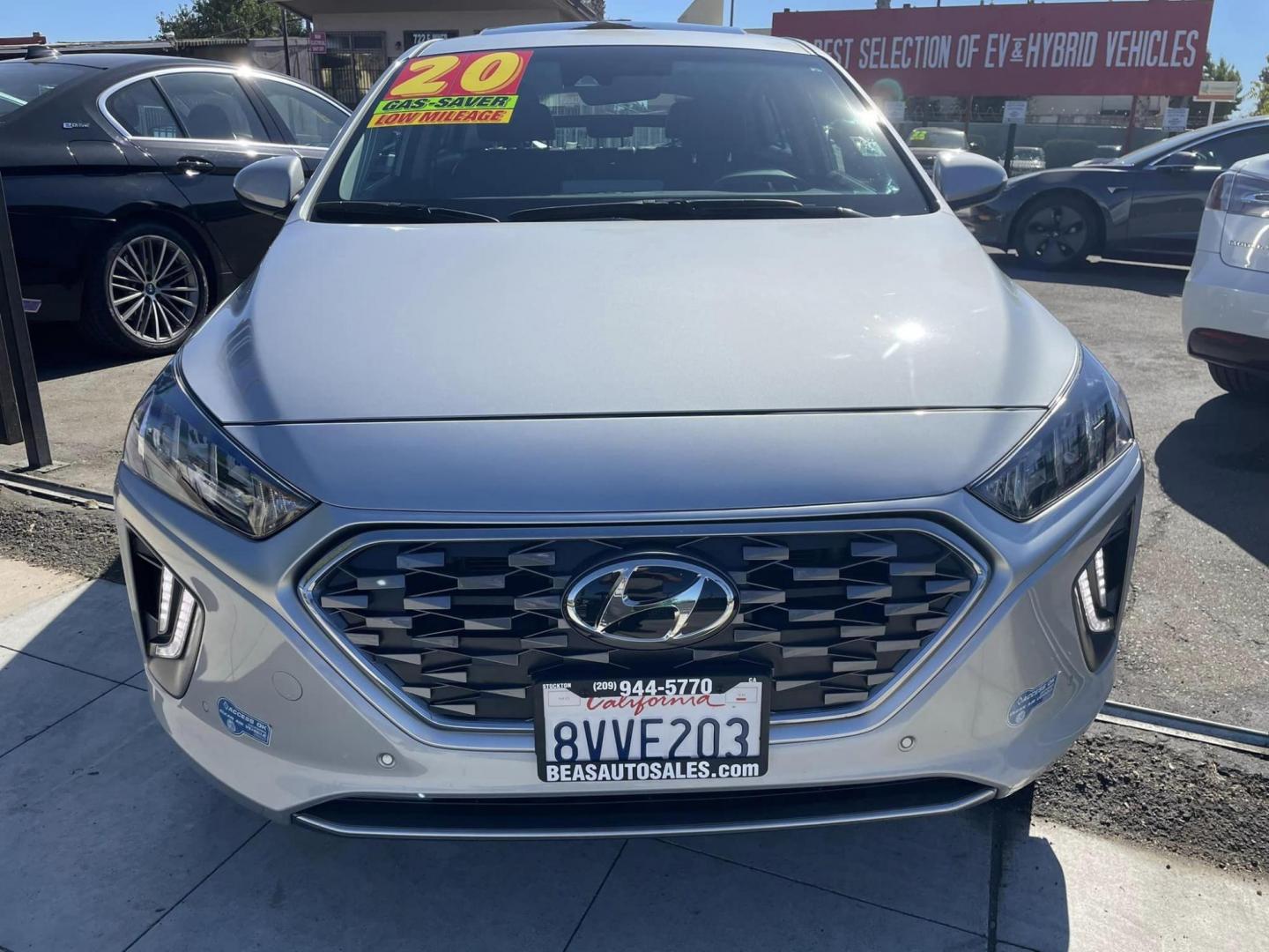 2020 SILVER Hyundai Ioniq Plug-In Hybrid Limited (KMHCX5LD2LU) with an 1.6L L4 DOHC 16V HYBRID engine, 6A transmission, located at 744 E Miner Ave, Stockton, CA, 95202, (209) 944-5770, 37.956863, -121.282082 - PLUS TAXES AND FEES - Photo#2
