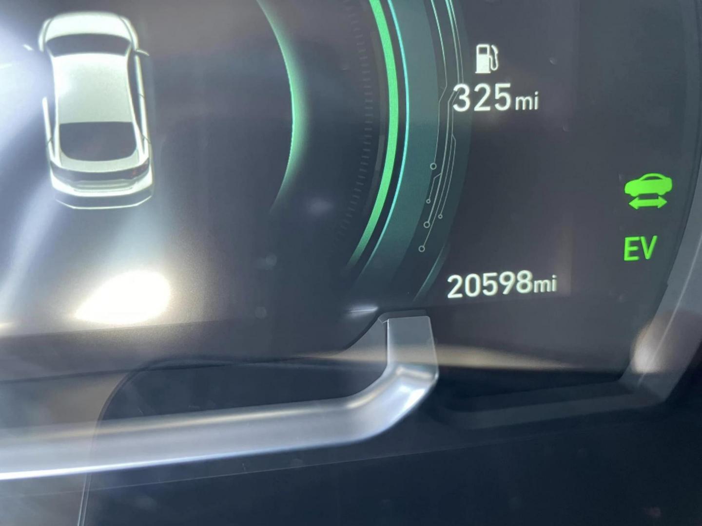 2020 SILVER Hyundai Ioniq Plug-In Hybrid Limited (KMHCX5LD2LU) with an 1.6L L4 DOHC 16V HYBRID engine, 6A transmission, located at 744 E Miner Ave, Stockton, CA, 95202, (209) 944-5770, 37.956863, -121.282082 - PLUS TAXES AND FEES - Photo#9