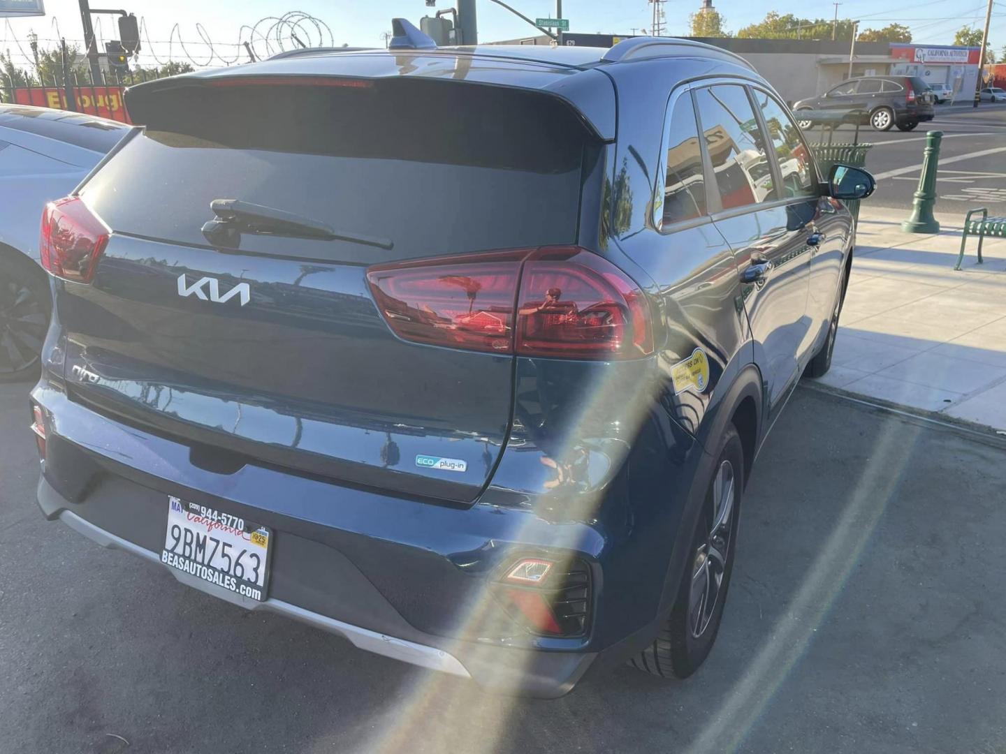 2022 Kia Niro Plug In Hybrid EX (KNDCD3LD2N5) , 6A transmission, located at 744 E Miner Ave, Stockton, CA, 95202, (209) 944-5770, 37.956863, -121.282082 - Photo#11