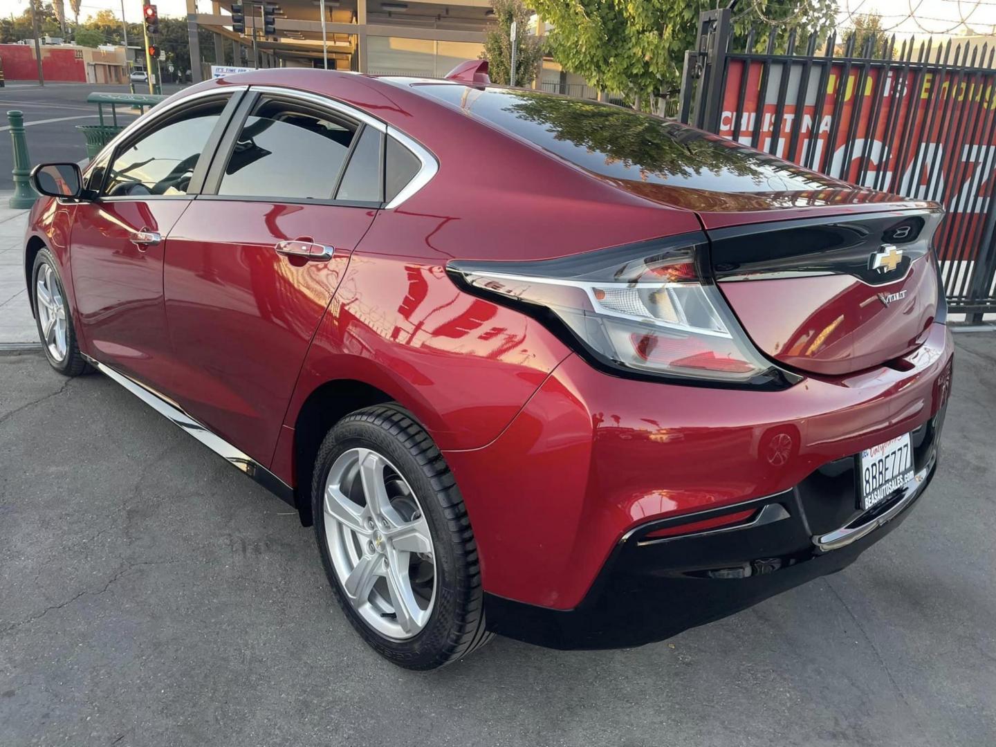 2018 RED Chevrolet Volt LT (1G1RC6S56JU) with an 1.5L L4 DOHC 16V engine, CVT transmission, located at 744 E Miner Ave, Stockton, CA, 95202, (209) 944-5770, 37.956863, -121.282082 - Photo#9