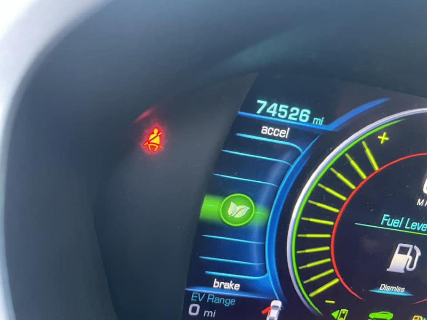 2018 RED Chevrolet Volt LT (1G1RC6S56JU) with an 1.5L L4 DOHC 16V engine, CVT transmission, located at 744 E Miner Ave, Stockton, CA, 95202, (209) 944-5770, 37.956863, -121.282082 - Photo#12
