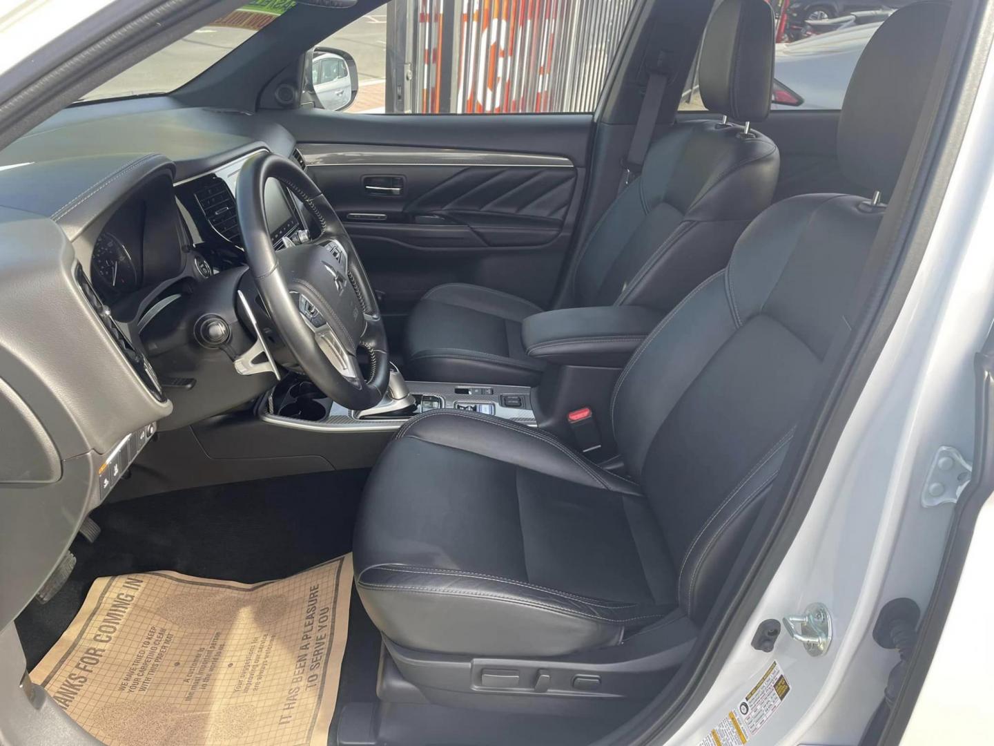 2021 WHITE Mitsubishi Outlander PHEV SEL (JA4J2VA7XMZ) with an 2.0L L4 DOHC 16V HYBRID engine, 1A transmission, located at 744 E Miner Ave, Stockton, CA, 95202, (209) 944-5770, 37.956863, -121.282082 - Photo#6