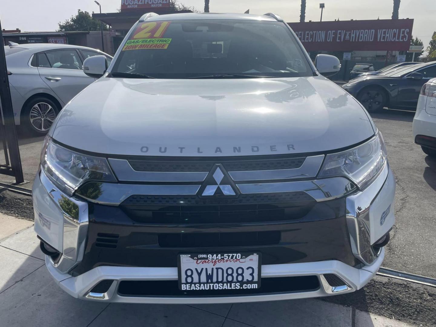 2021 WHITE Mitsubishi Outlander PHEV SEL (JA4J2VA7XMZ) with an 2.0L L4 DOHC 16V HYBRID engine, 1A transmission, located at 744 E Miner Ave, Stockton, CA, 95202, (209) 944-5770, 37.956863, -121.282082 - Photo#2