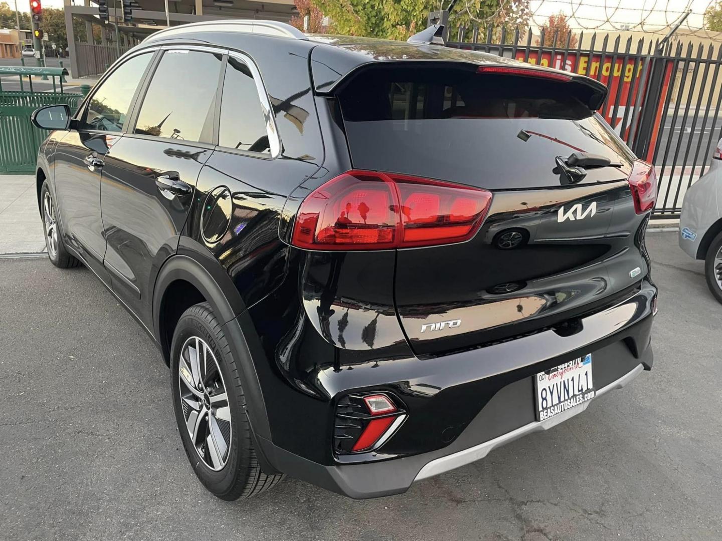 2022 BLACK /BLACK Kia Niro Plug In Hybrid LXS (KNDCM3LD6N5) , 6A transmission, located at 744 E Miner Ave, Stockton, CA, 95202, (209) 944-5770, 37.956863, -121.282082 - PLUS TAXES AND FEES - Photo#11