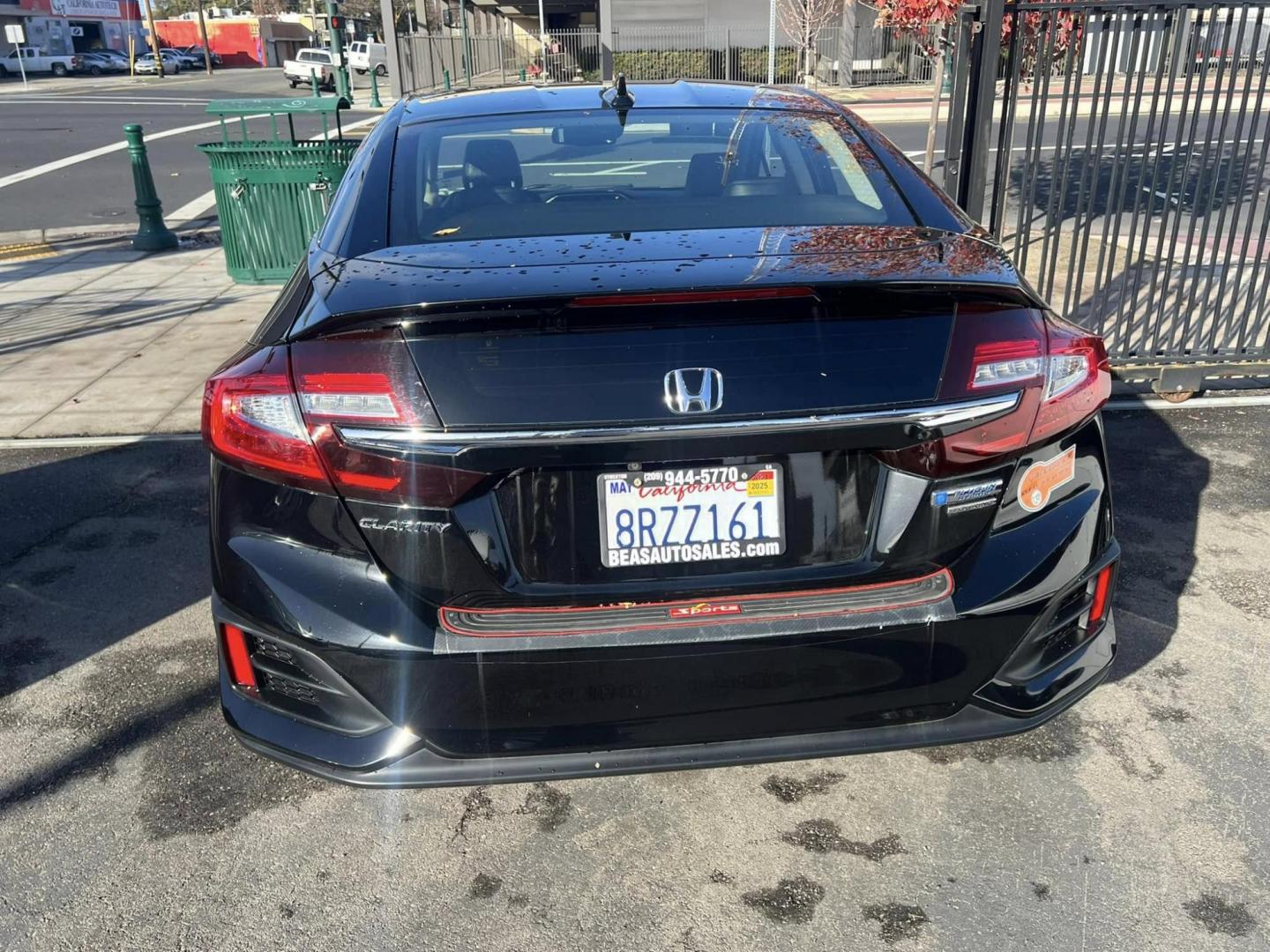 2019 WHITE Honda Clarity Touring Plug-In Hybrid (JHMZC5F30KC) with an 1.5L L4 DOHC 16V HYBRID engine, CVT transmission, located at 744 E Miner Ave, Stockton, CA, 95202, (209) 944-5770, 37.956863, -121.282082 - PLUS TAXES AND FEES - Photo#11