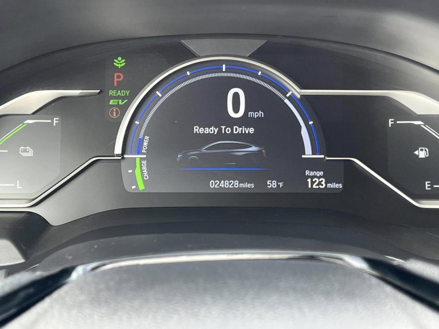 2019 BLACK Honda Clarity Plug-In Hybrid (JHMZC5F19KC) with an 1.5L L4 DOHC 16V HYBRID engine, CVT transmission, located at 744 E Miner Ave, Stockton, CA, 95202, (209) 944-5770, 37.956863, -121.282082 - PLUS TAXES AND FEES NO CHARGER AVAILABE SIN CARGADOR DISPONIBLE - Photo#14