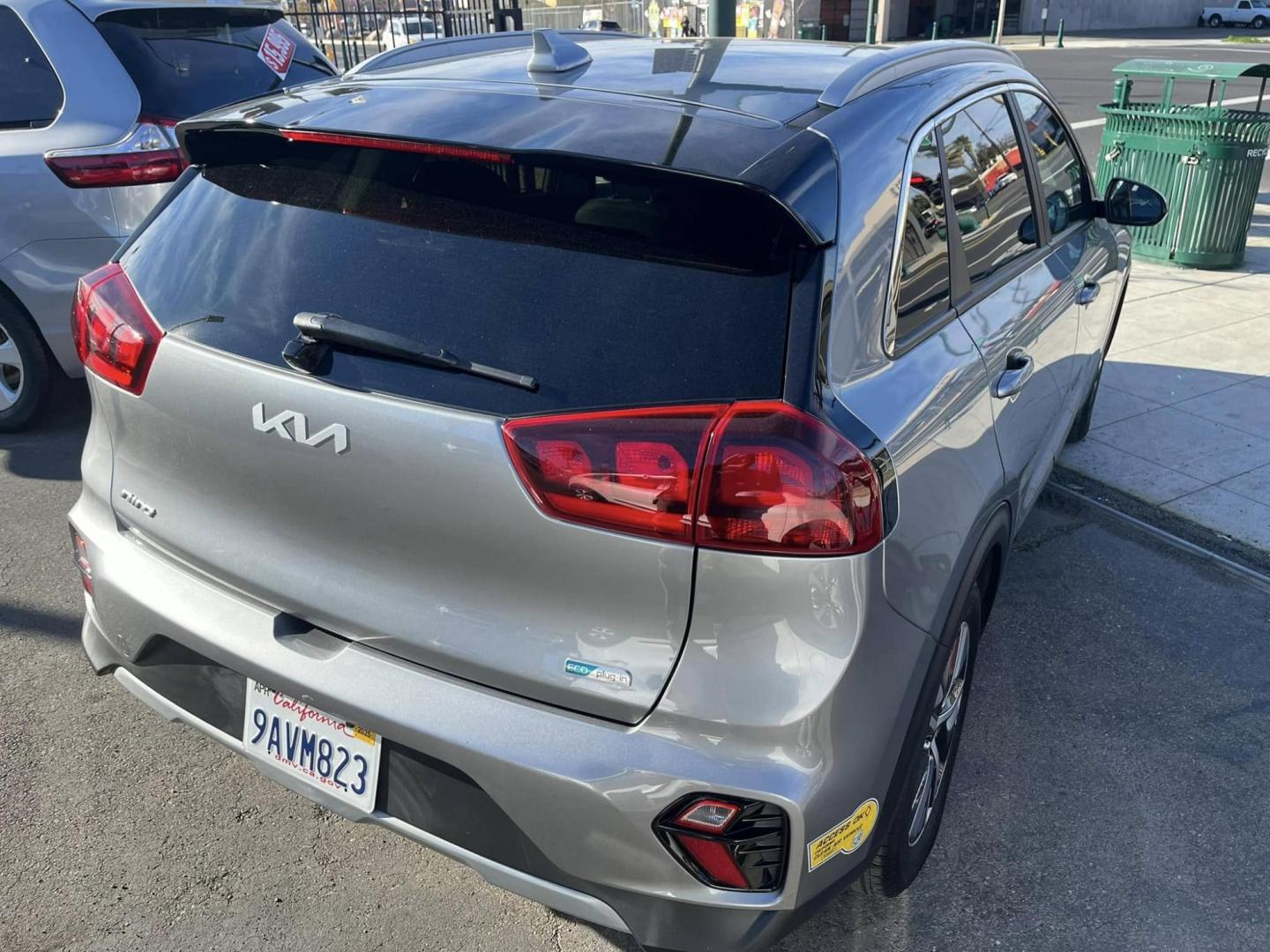 2022 DARK GRAY /GRAY Kia Niro Plug In Hybrid LXS (KNDCM3LD1N5) , 6A transmission, located at 744 E Miner Ave, Stockton, CA, 95202, (209) 944-5770, 37.956863, -121.282082 - PLUS TAXES AND FEES - Photo#13