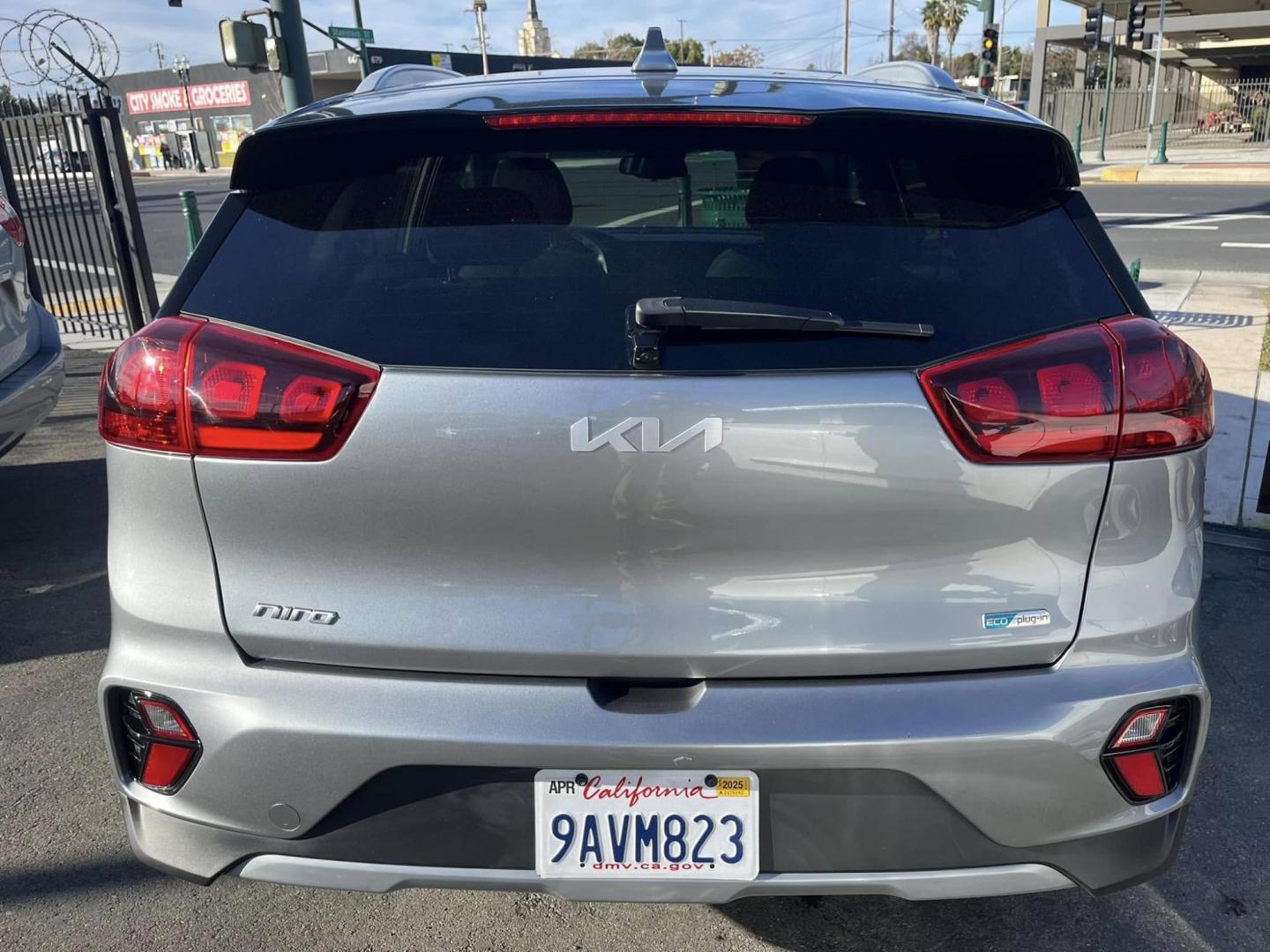 2022 DARK GRAY /GRAY Kia Niro Plug In Hybrid LXS (KNDCM3LD1N5) , 6A transmission, located at 744 E Miner Ave, Stockton, CA, 95202, (209) 944-5770, 37.956863, -121.282082 - PLUS TAXES AND FEES - Photo#12