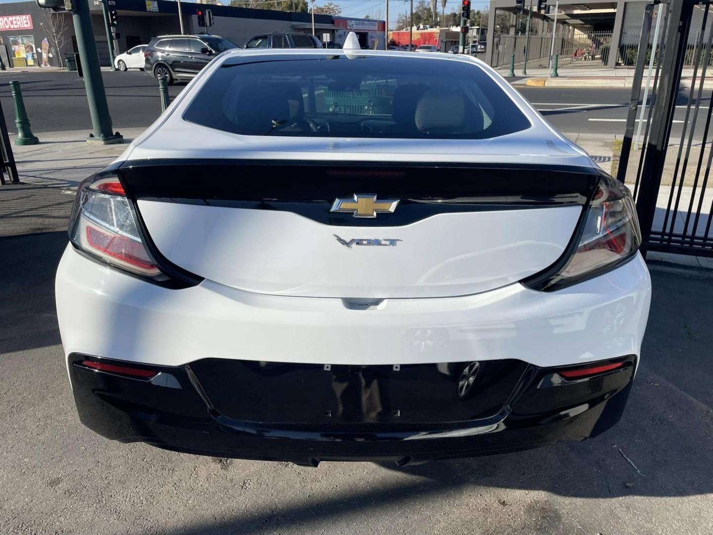 2018 WHITE Chevrolet Volt LT (1G1RC6S51JU) with an 1.5L L4 DOHC 16V engine, CVT transmission, located at 744 E Miner Ave, Stockton, CA, 95202, (209) 944-5770, 37.956863, -121.282082 - Photo#12