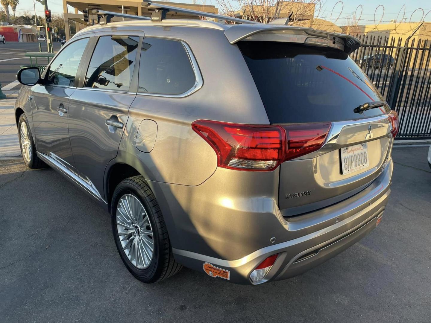 2019 DARK GRAY Mitsubishi Outlander PHEV GT (JA4J24A53KZ) with an 2.0L L4 DOHC 16V HYBRID engine, 1A transmission, located at 744 E Miner Ave, Stockton, CA, 95202, (209) 944-5770, 37.956863, -121.282082 - PLUS TAXES AND FEES - Photo#9