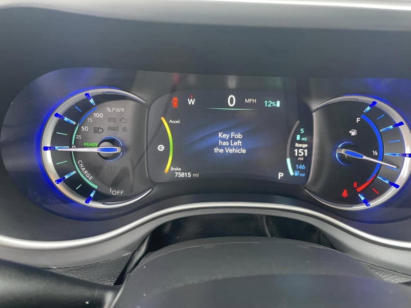 2020 WHITE Chrysler Pacifica Hybrid Touring L (2C4RC1L75LR) with an 3.6L V6 DOHC 24V HYBRID engine, CVT transmission, located at 744 E Miner Ave, Stockton, CA, 95202, (209) 944-5770, 37.956863, -121.282082 - PLUS TAXES AND FEES NO CHARGER AVAILABE SIN CARGADOR DISPONIBLE - Photo#15