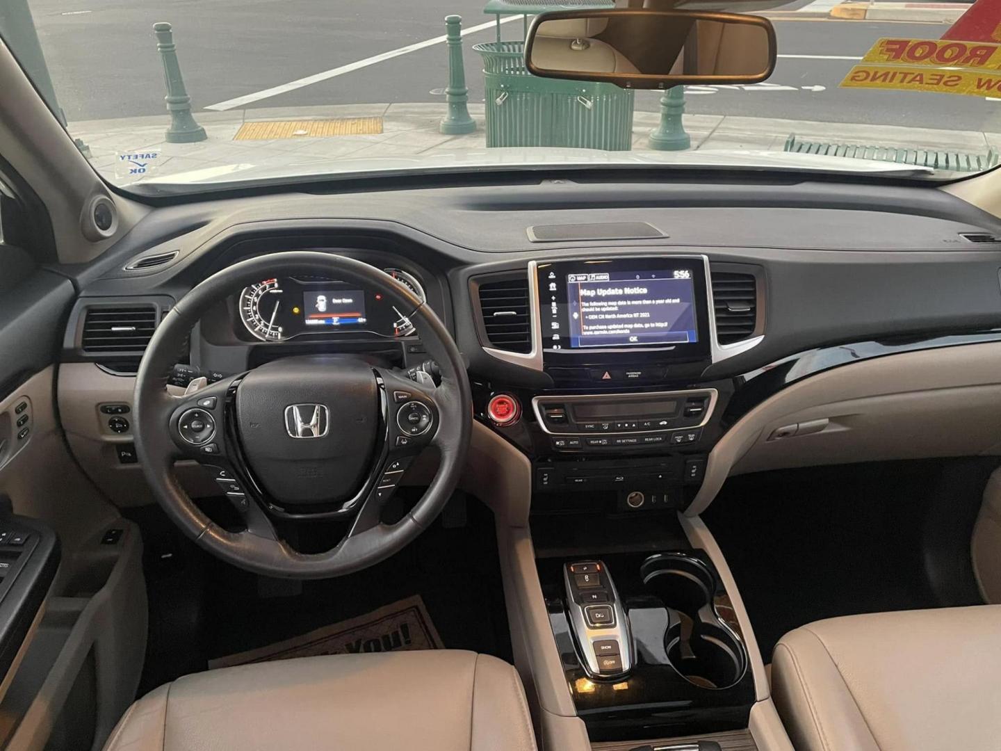 2017 WHITE Honda Pilot Touring 2WD (5FNYF5H97HB) with an 3.5L V6 SOHC 24V engine, 9A transmission, located at 744 E Miner Ave, Stockton, CA, 95202, (209) 944-5770, 37.956863, -121.282082 - Photo#5