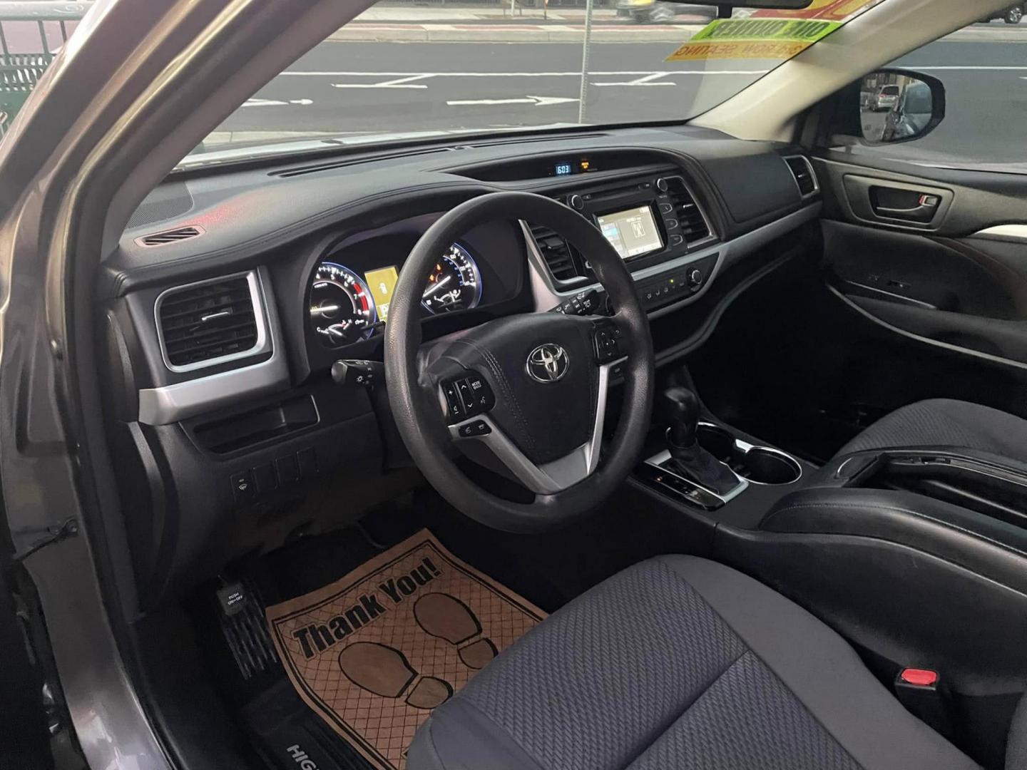 2015 Toyota Highlander LE FWD V6 (5TDZKRFH7FS) with an 3.5L V6 DOHC 24V engine, 6-Speed Automatic transmission, located at 744 E Miner Ave, Stockton, CA, 95202, (209) 944-5770, 37.956863, -121.282082 - PLUS TAXES AND FEES - Photo#4
