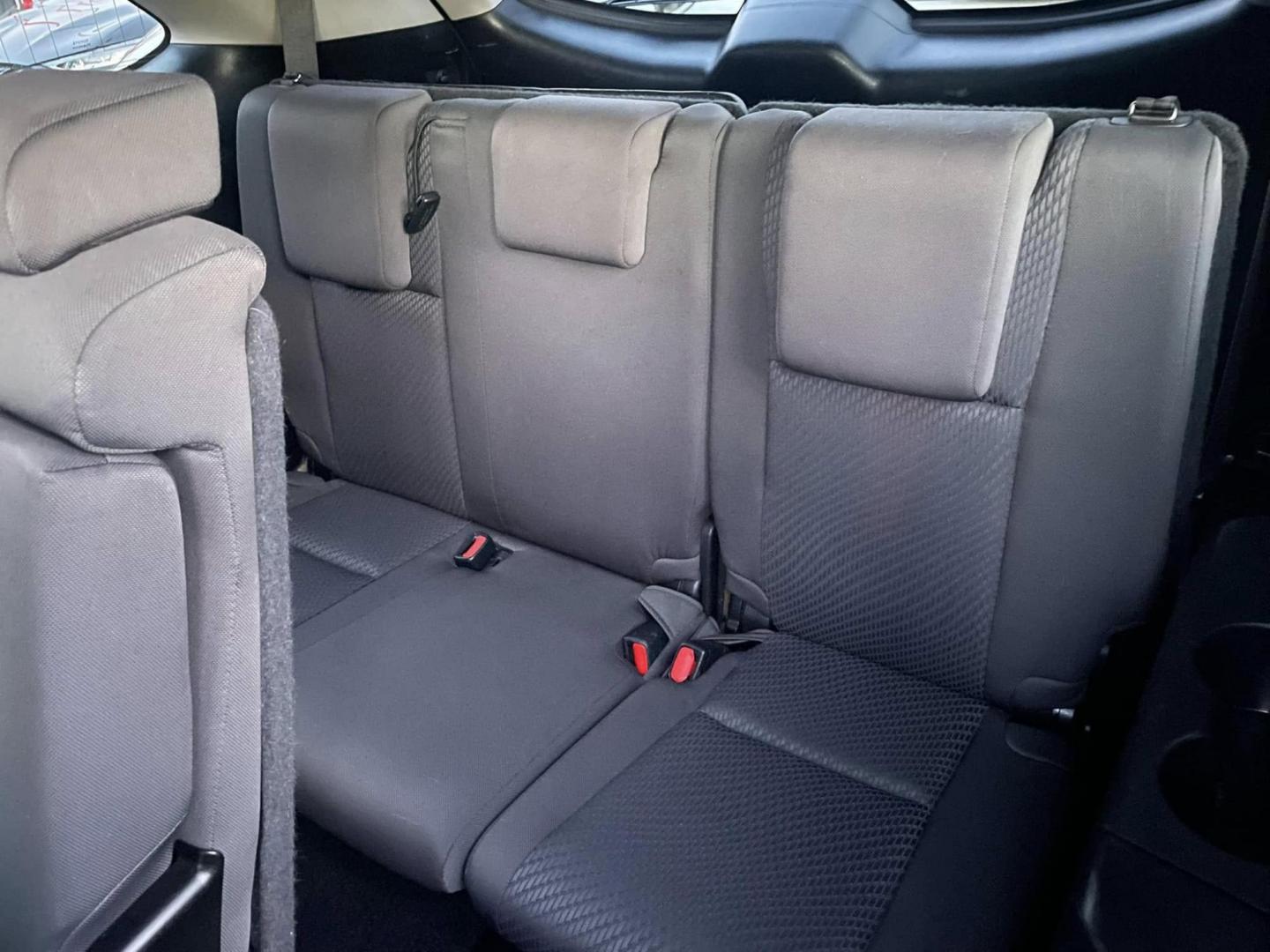 2015 Toyota Highlander LE FWD V6 (5TDZKRFH7FS) with an 3.5L V6 DOHC 24V engine, 6-Speed Automatic transmission, located at 744 E Miner Ave, Stockton, CA, 95202, (209) 944-5770, 37.956863, -121.282082 - PLUS TAXES AND FEES - Photo#7