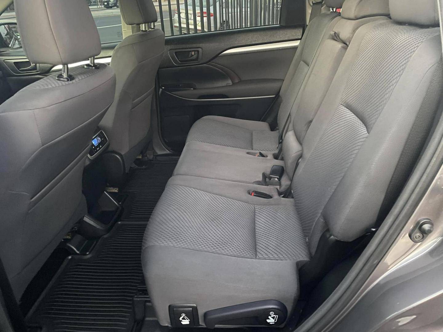 2015 Toyota Highlander LE FWD V6 (5TDZKRFH7FS) with an 3.5L V6 DOHC 24V engine, 6-Speed Automatic transmission, located at 744 E Miner Ave, Stockton, CA, 95202, (209) 944-5770, 37.956863, -121.282082 - PLUS TAXES AND FEES - Photo#6