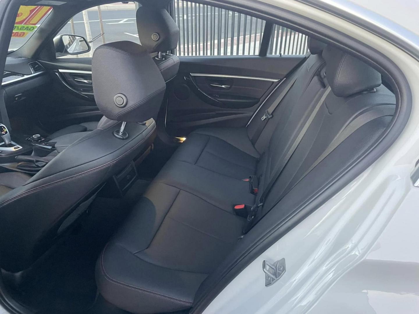 2018 WHITE /WHITE BMW 3-Series 330e iPerformance Sedan (WBA8E1C51JA) with an 2.0L L4 DOHC 16V HYBRID engine, 8A transmission, located at 744 E Miner Ave, Stockton, CA, 95202, (209) 944-5770, 37.956863, -121.282082 - PLUS TAXES AND FEES NO CHARGER AVAILABLE - Photo#9