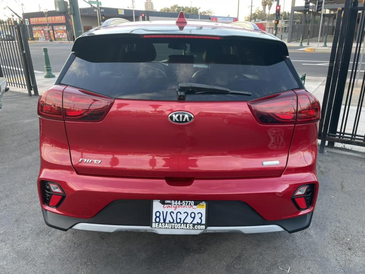 2020 Kia Niro Plug In Hybrid EX (KNDCD3LD1L5) , 6A transmission, located at 744 E Miner Ave, Stockton, CA, 95202, (209) 944-5770, 37.956863, -121.282082 - PLUS TAXES AND FEES NO CHARGER AVAILABLE - Photo#10