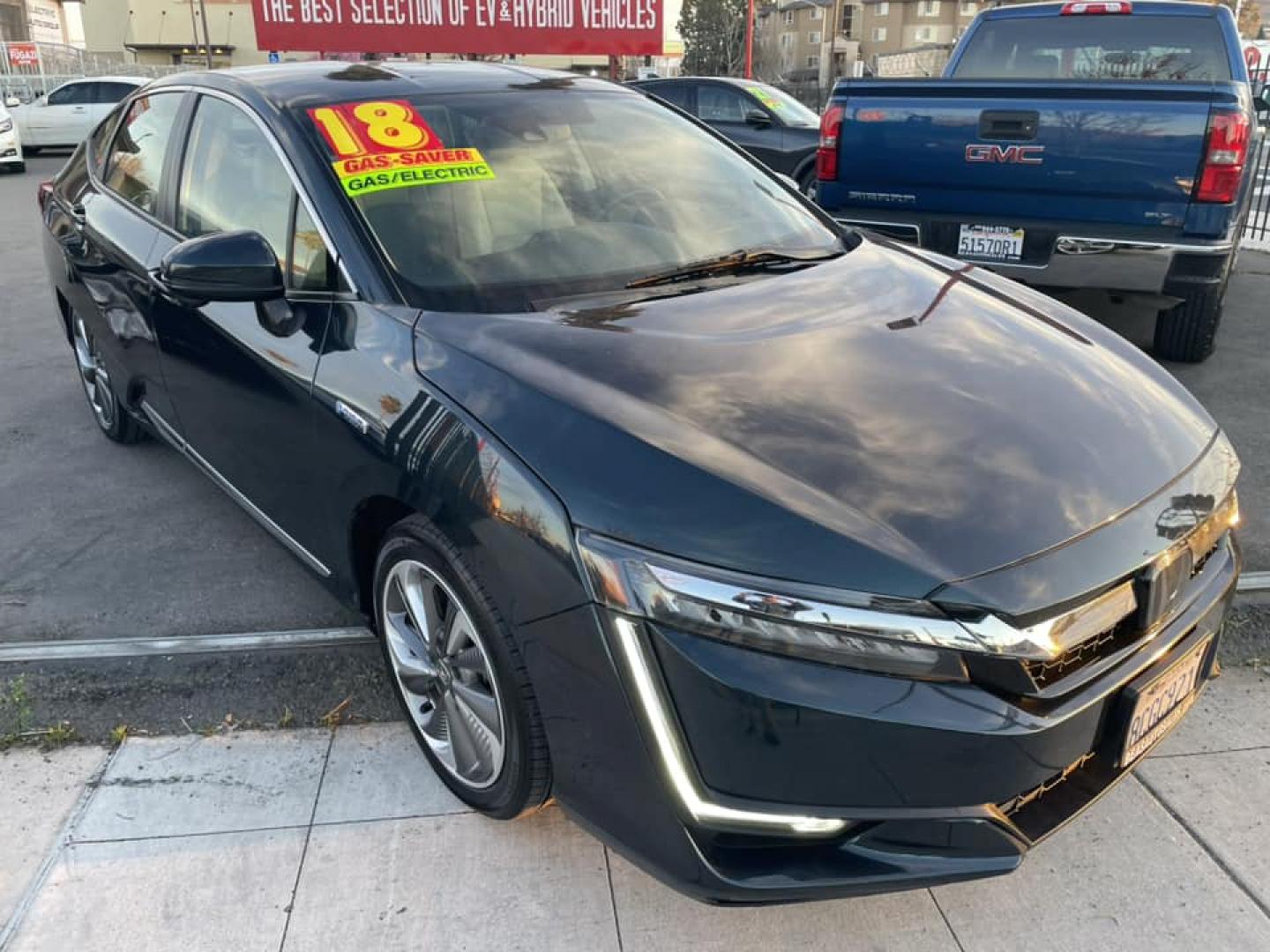 2018 Honda Clarity Plug-In Hybrid (JHMZC5F12JC) with an 1.5L L4 DOHC 16V HYBRID engine, CVT transmission, located at 744 E Miner Ave, Stockton, CA, 95202, (209) 944-5770, 37.956863, -121.282082 - PLUS TAXES AND FEES NO CHARGER AVAILABLE - Photo#1