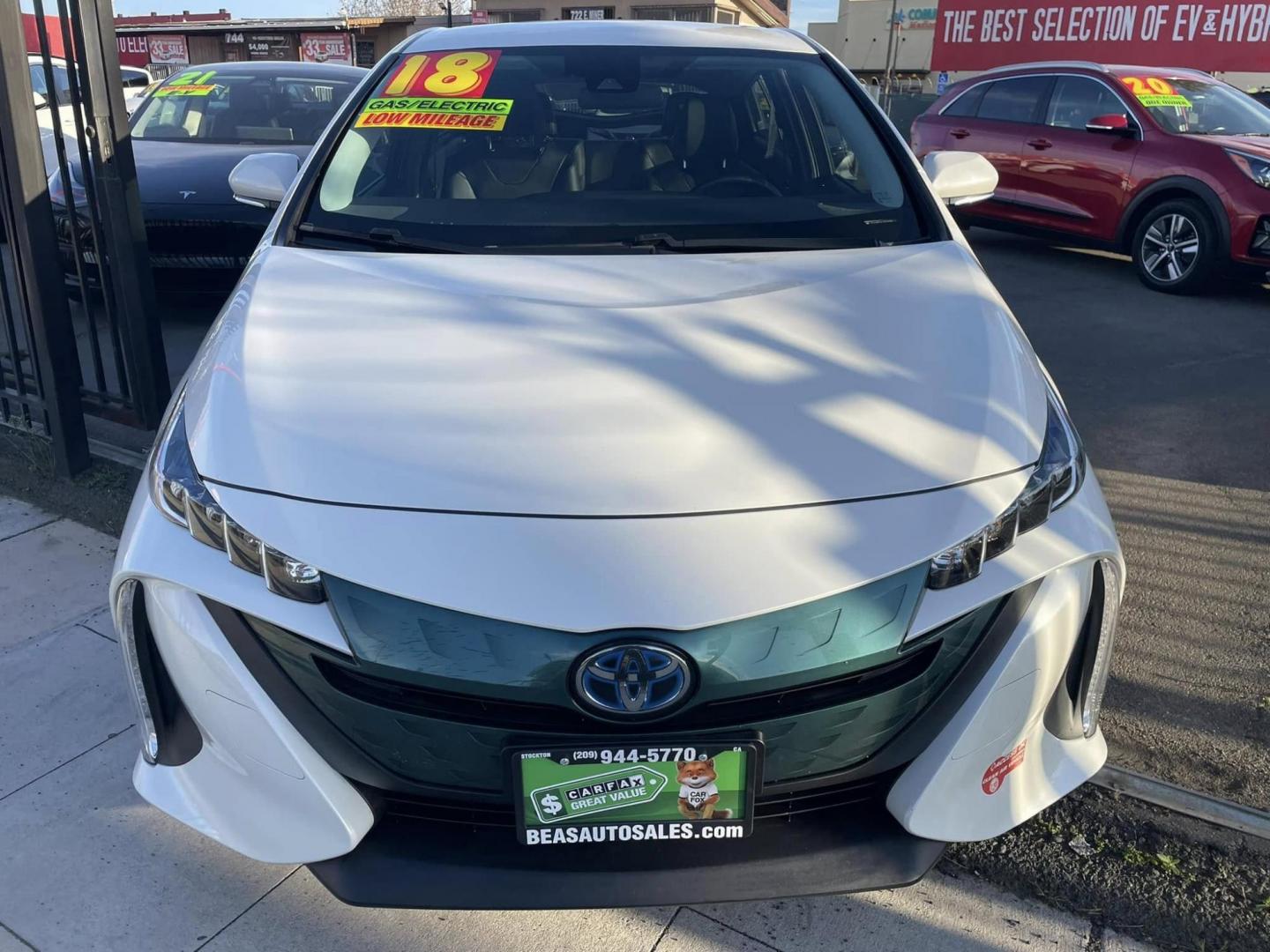2018 WHITE Toyota Prius Prime Premium (JTDKARFP4J3) with an 1.8L L4 DOHC 16V HYBRID engine, CVT transmission, located at 744 E Miner Ave, Stockton, CA, 95202, (209) 944-5770, 37.956863, -121.282082 - PLUS TAXES AND FEES NO CHAGRER AVAILABLE - Photo#2
