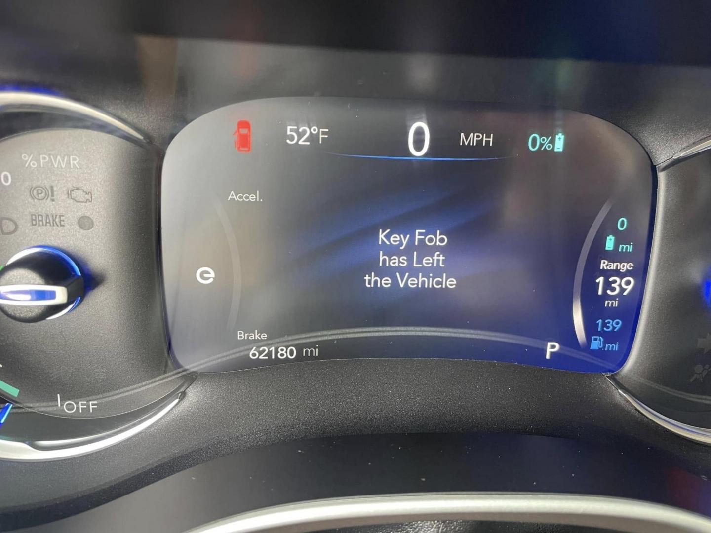 2018 Chrysler Pacifica Hybrid Touring L (2C4RC1L74JR) with an 3.6L V6 DOHC 24V HYBRID engine, CVT transmission, located at 744 E Miner Ave, Stockton, CA, 95202, (209) 944-5770, 37.956863, -121.282082 - PLUS TAXES AND FEES NO CHAGER AVAILABLE - Photo#15