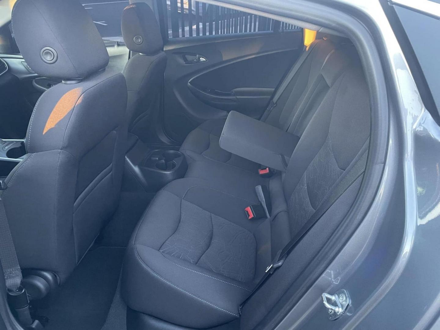 2018 Chevrolet Volt LT (1G1RC6S58JU) with an 1.5L L4 DOHC 16V engine, CVT transmission, located at 744 E Miner Ave, Stockton, CA, 95202, (209) 944-5770, 37.956863, -121.282082 - PLUS TAXES AND FEES NO CHARGER AVAILABLE - Photo#8