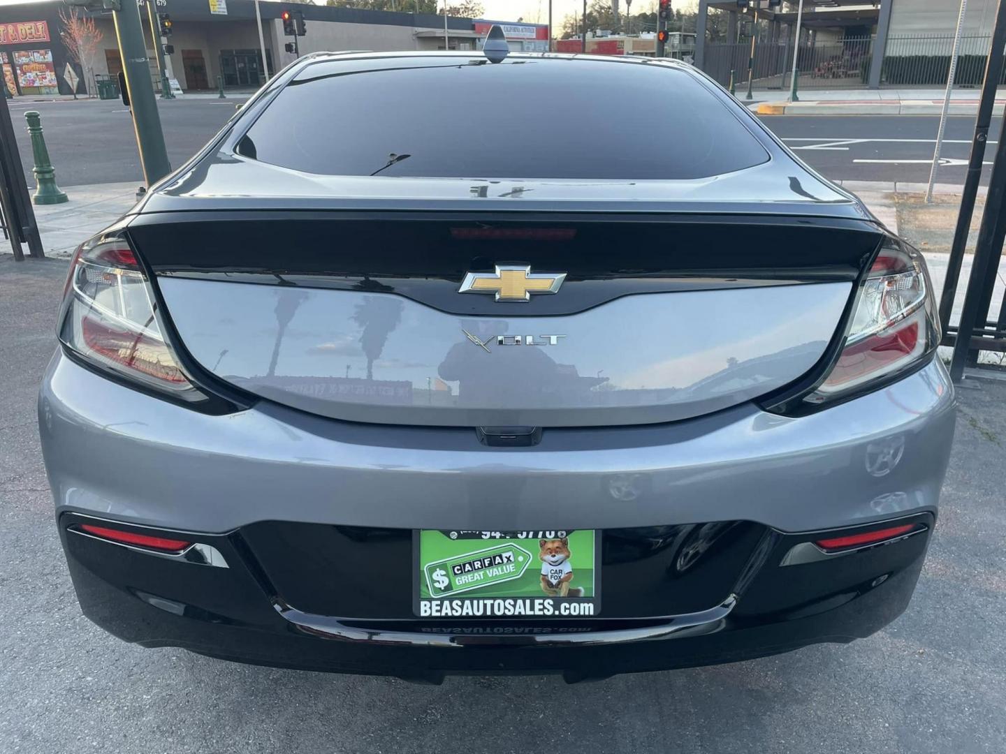 2018 Chevrolet Volt LT (1G1RC6S58JU) with an 1.5L L4 DOHC 16V engine, CVT transmission, located at 744 E Miner Ave, Stockton, CA, 95202, (209) 944-5770, 37.956863, -121.282082 - PLUS TAXES AND FEES NO CHARGER AVAILABLE - Photo#12