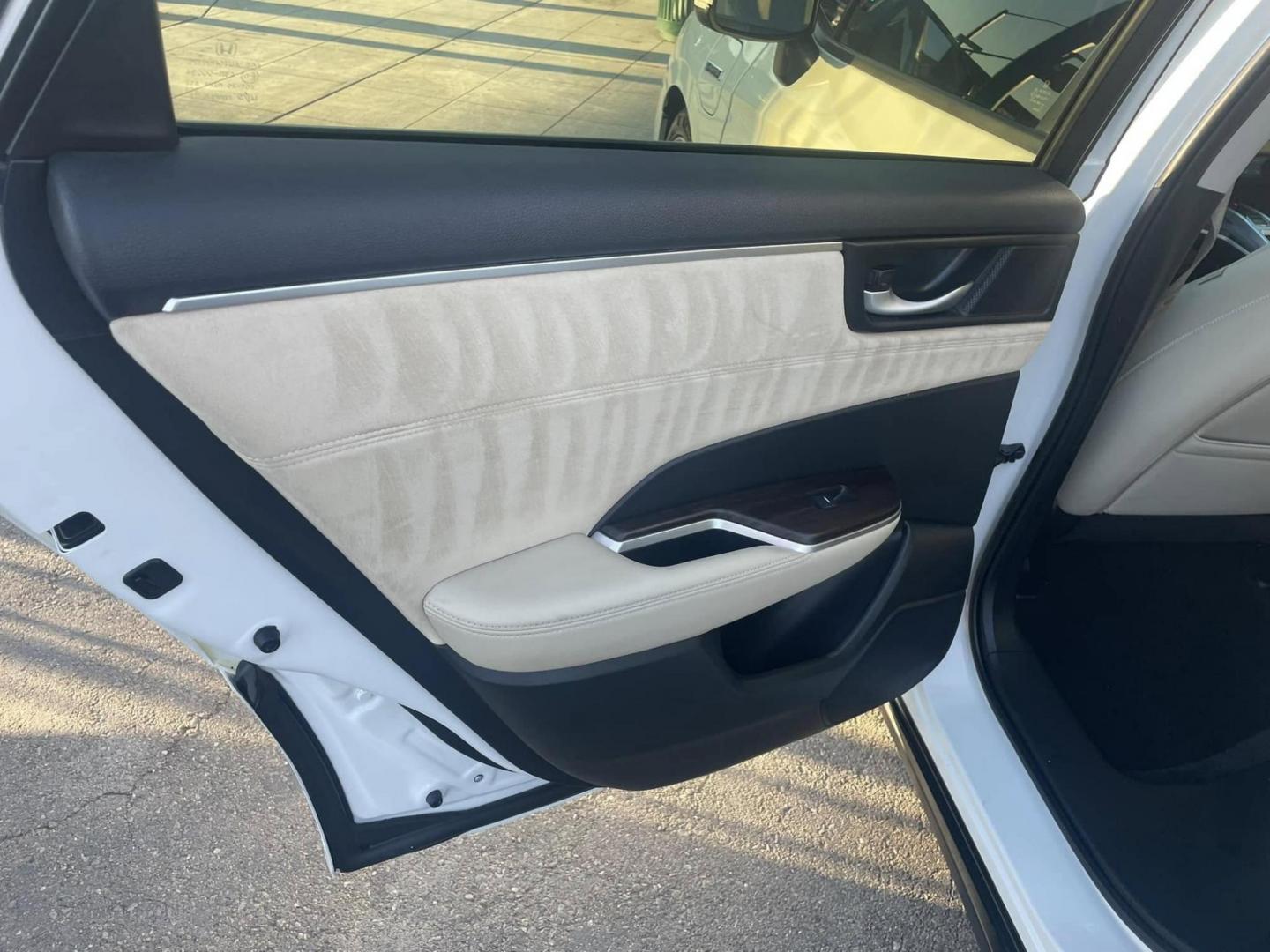 2019 Honda Clarity Touring Plug-In Hybrid (JHMZC5F35KC) with an 1.5L L4 DOHC 16V HYBRID engine, CVT transmission, located at 744 E Miner Ave, Stockton, CA, 95202, (209) 944-5770, 37.956863, -121.282082 - PLUS TAXES AND FEES NO CHAGRER AVAILABLE - Photo#10