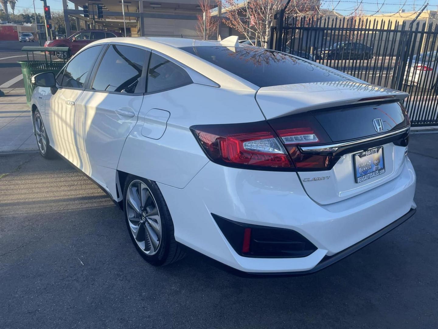2019 Honda Clarity Touring Plug-In Hybrid (JHMZC5F35KC) with an 1.5L L4 DOHC 16V HYBRID engine, CVT transmission, located at 744 E Miner Ave, Stockton, CA, 95202, (209) 944-5770, 37.956863, -121.282082 - PLUS TAXES AND FEES NO CHAGRER AVAILABLE - Photo#12