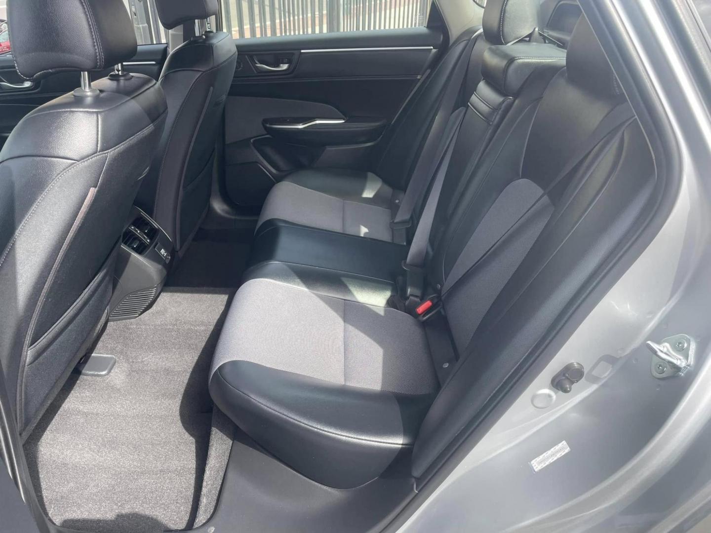 2021 Honda Clarity Plug-In Hybrid (JHMZC5F14MC) with an 1.5L L4 DOHC 16V HYBRID engine, CVT transmission, located at 744 E Miner Ave, Stockton, CA, 95202, (209) 944-5770, 37.956863, -121.282082 - PLUS TAXES AND FEES NO CHARGER AVAILABLE - Photo#7
