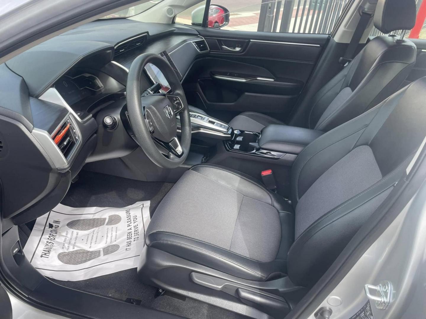 2021 Honda Clarity Plug-In Hybrid (JHMZC5F14MC) with an 1.5L L4 DOHC 16V HYBRID engine, CVT transmission, located at 744 E Miner Ave, Stockton, CA, 95202, (209) 944-5770, 37.956863, -121.282082 - PLUS TAXES AND FEES NO CHARGER AVAILABLE - Photo#6