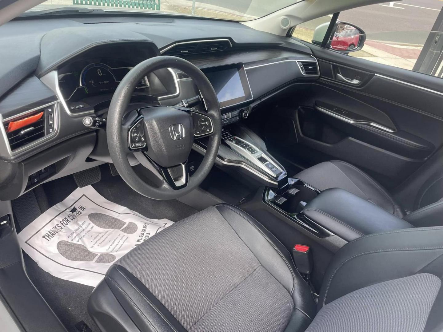 2021 Honda Clarity Plug-In Hybrid (JHMZC5F14MC) with an 1.5L L4 DOHC 16V HYBRID engine, CVT transmission, located at 744 E Miner Ave, Stockton, CA, 95202, (209) 944-5770, 37.956863, -121.282082 - PLUS TAXES AND FEES NO CHARGER AVAILABLE - Photo#5