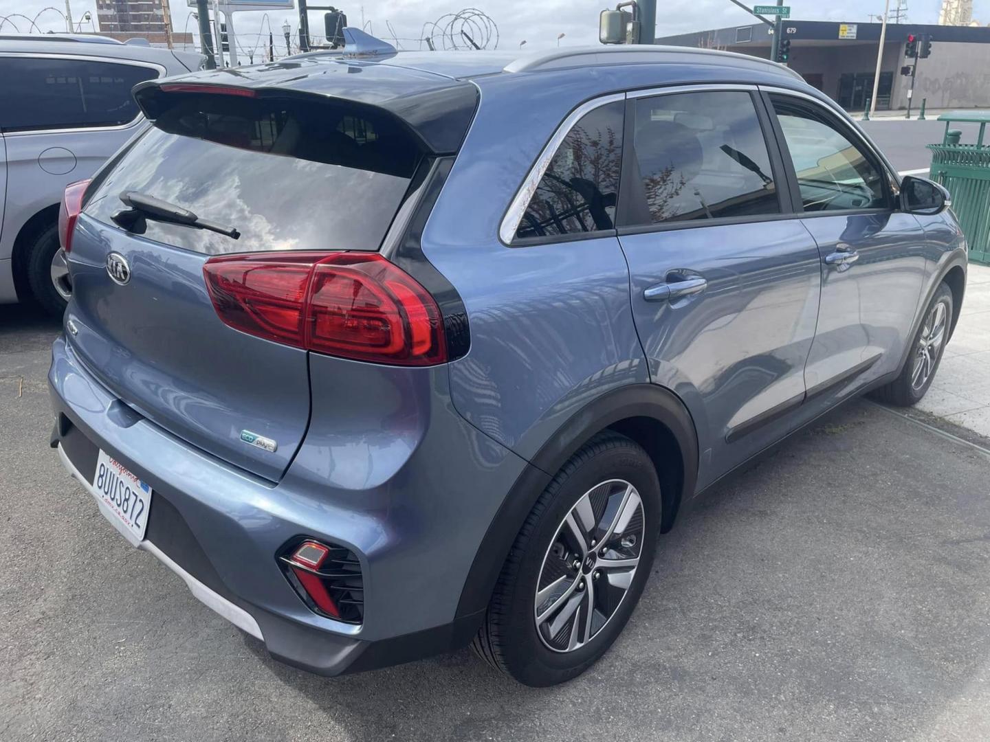 2020 Kia Niro Plug In Hybrid EX (KNDCD3LD9L5) , 6A transmission, located at 744 E Miner Ave, Stockton, CA, 95202, (209) 944-5770, 37.956863, -121.282082 - PLUS TAXES AND FEES NO CHARGER AVAILABLE - Photo#6