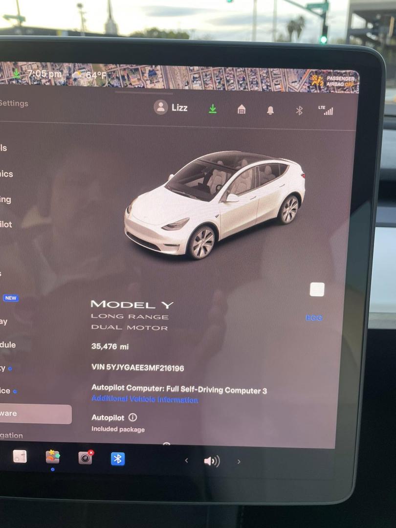 2021 WHITE Tesla Model Y Long Range AWD (5YJYGAEE3MF) with an ELECTRIC engine, 1A transmission, located at 744 E Miner Ave, Stockton, CA, 95202, (209) 944-5770, 37.956863, -121.282082 - Photo#14