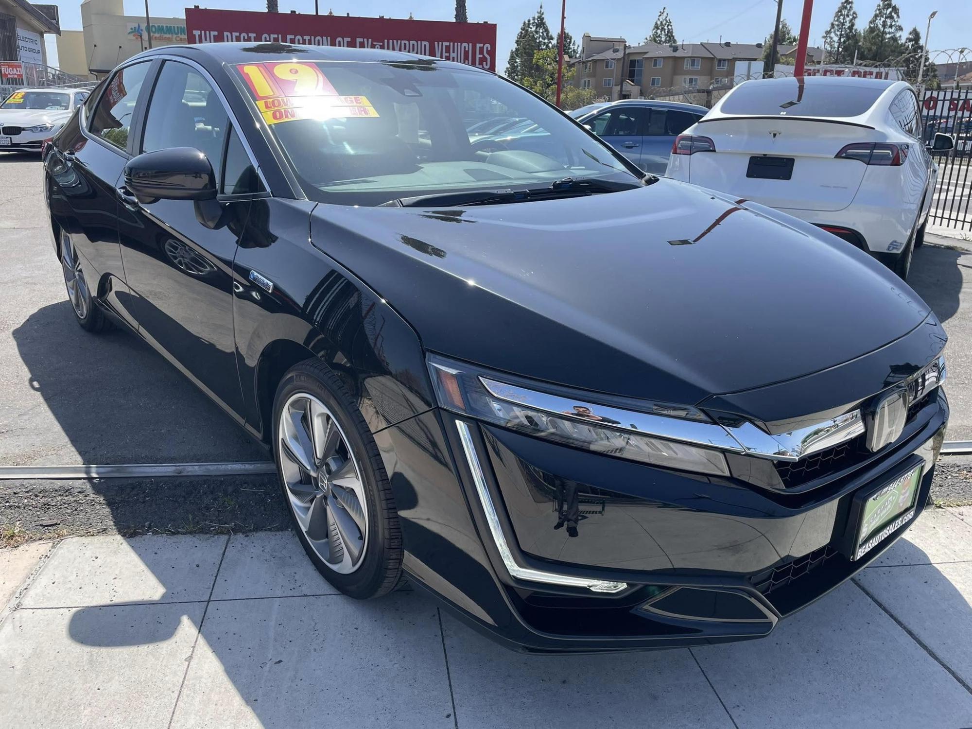 photo of 2019 Honda Clarity Plug-In Hybrid