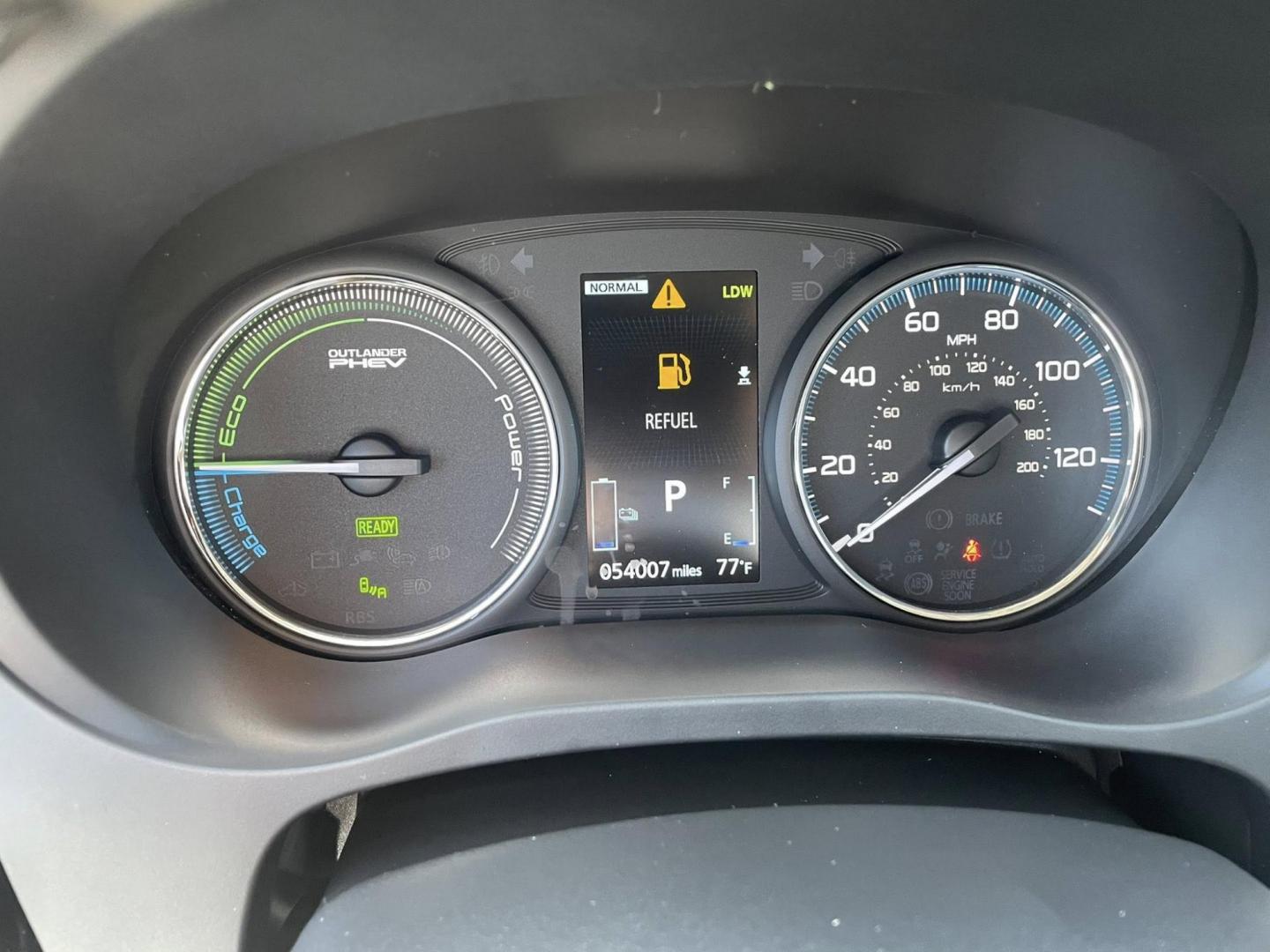 2018 WHITE Mitsubishi Outlander PHEV GT (JA4J24A55JZ) with an 2.0L L4 DOHC 16V HYBRID engine, 1A transmission, located at 744 E Miner Ave, Stockton, CA, 95202, (209) 944-5770, 37.956863, -121.282082 - Photo#7